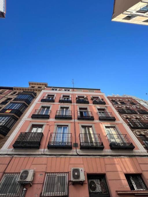 Appartement Punta Me Beautiful In Plaza Espana Madrid