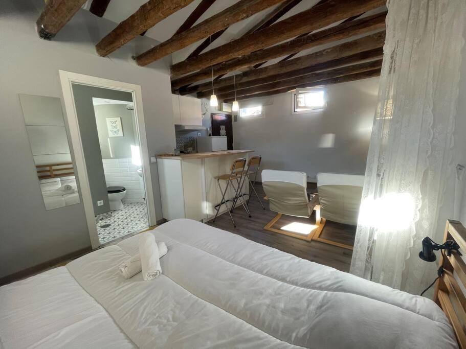 Punta Me Beautiful In Plaza Espana Appartement *
